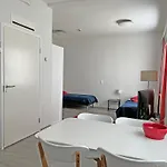 Muurame-city Apartment